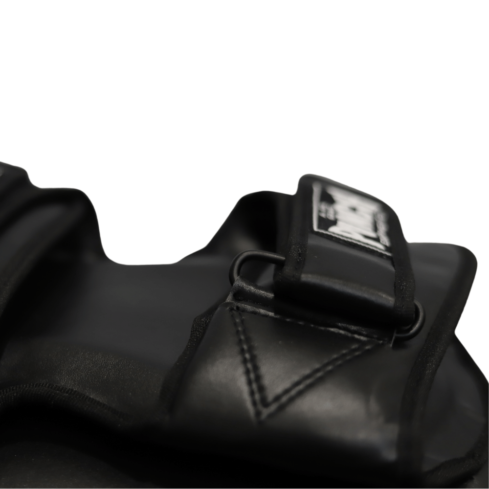 Black Diamond Lumpinee Thai Pads – Large (Pair)