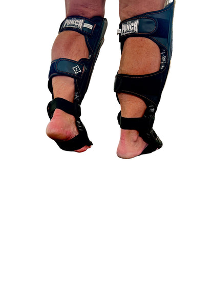 Black Diamond Precision Plus Shin Pads – Black