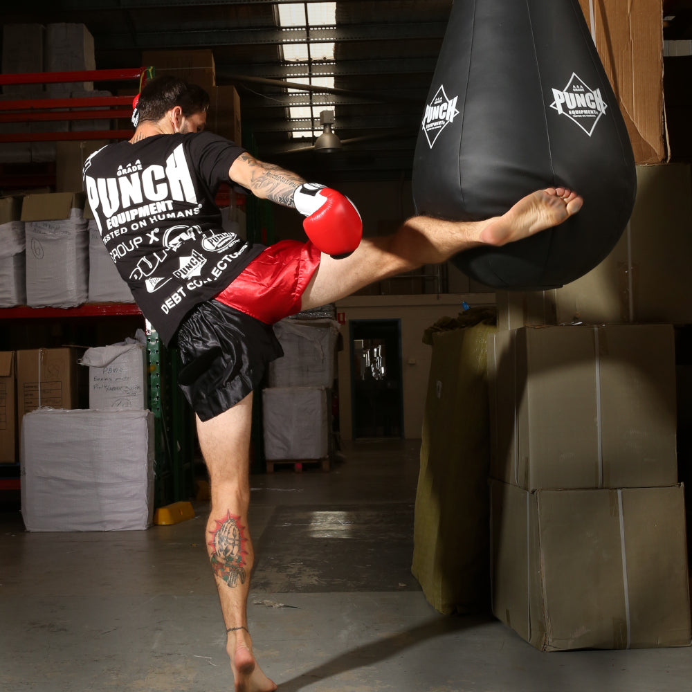 Black Diamond Tear Drop Boxing Bag – 4ft, Empty